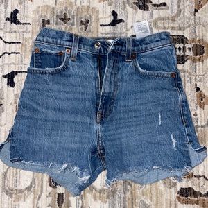 Abercrombie High Rise 4” Shorts